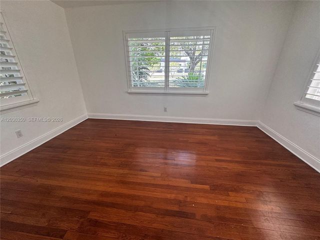 5930 SW 80th St 5930, South Miami, FL 33143