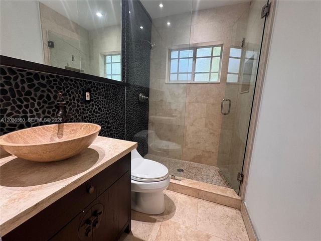 5930 SW 80th St 5930, South Miami, FL 33143