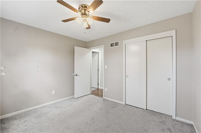 1202 SW Walnut Street, Lee's Summit, MO 64081