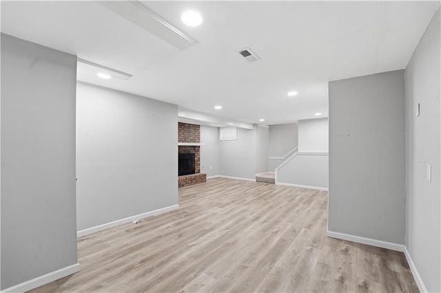 1202 SW Walnut Street, Lee's Summit, MO 64081