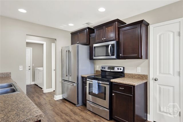 202 Beaubrook Boulevard, Springfield, GA 31329