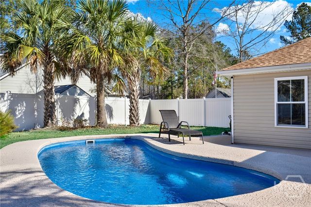 202 Beaubrook Boulevard, Springfield, GA 31329