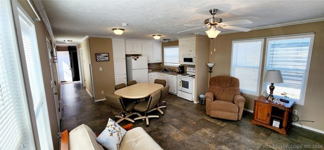 114554 S 4203 Road, Checotah, OK 74426