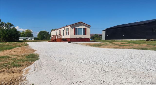 114554 S 4203 Road, Checotah, OK 74426