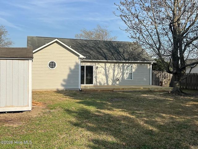 7420 Whitney Drive, Wilmington, NC 28411