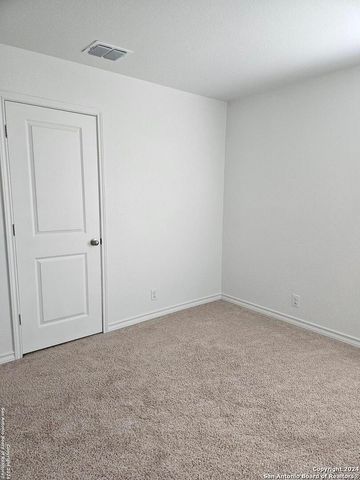 939 Brown Thrasher, San Antonio, TX 78253