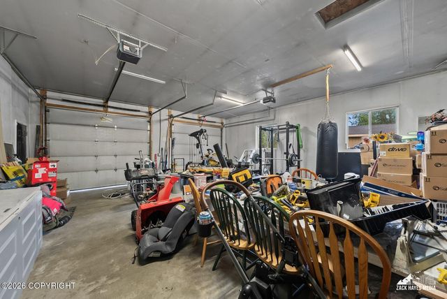 2710 N Cottonwood Loop, Wasilla, AK 99654