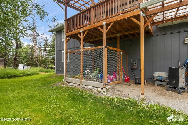2710 N Cottonwood Loop, Wasilla, AK 99654