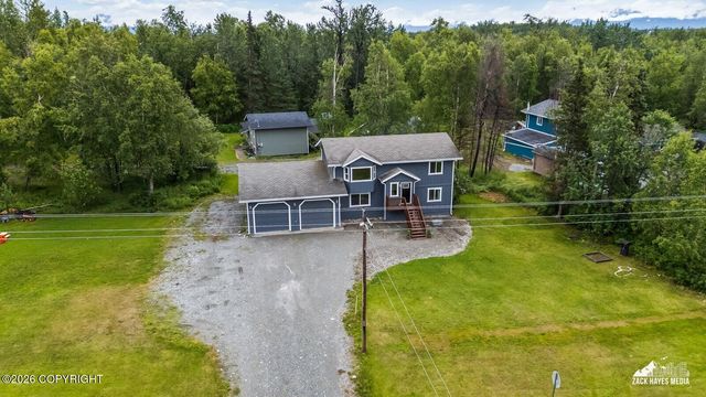 2710 N Cottonwood Loop, Wasilla, AK 99654