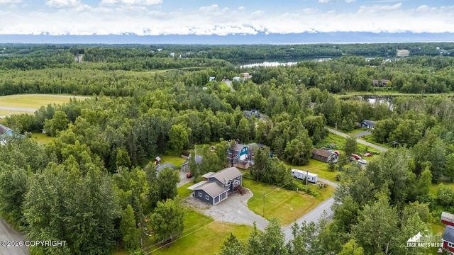 2710 N Cottonwood Loop, Wasilla, AK 99654