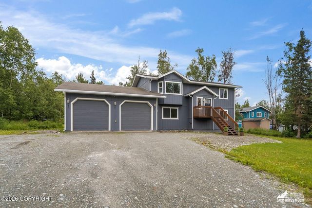 2710 N Cottonwood Loop, Wasilla, AK 99654