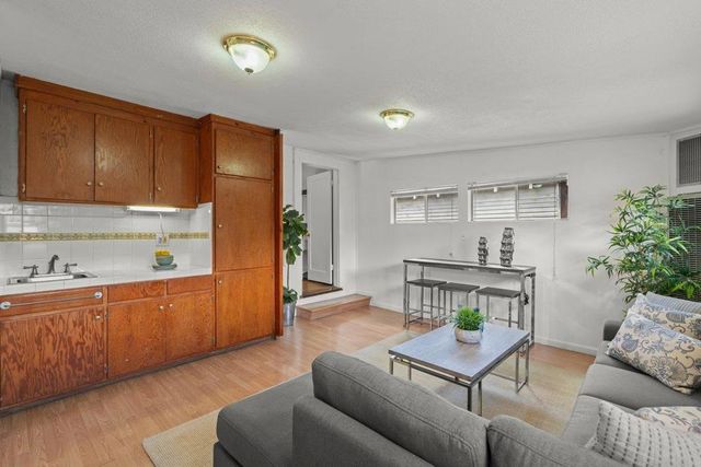 656 N 16th Street, San Jose, CA 95112