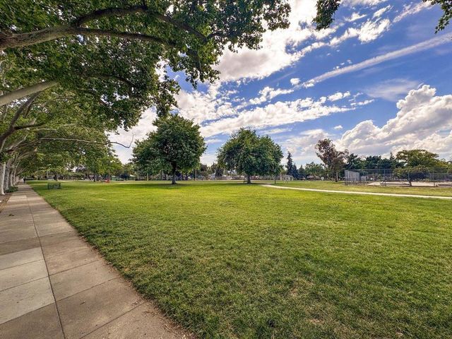 656 N 16th Street, San Jose, CA 95112