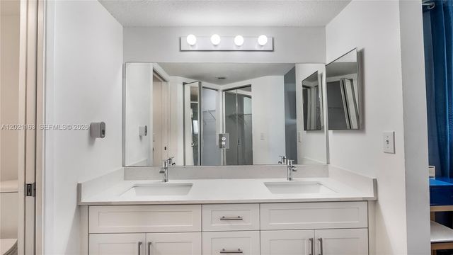 1601 SW 128th Ter 112A, Pembroke Pines, FL 33027