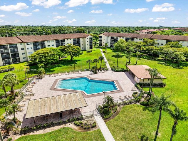 1601 SW 128th Ter 112A, Pembroke Pines, FL 33027