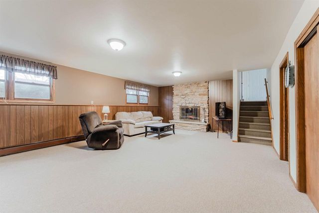 5154 VILLAGE ROAD, Butte Des Morts, WI 54927