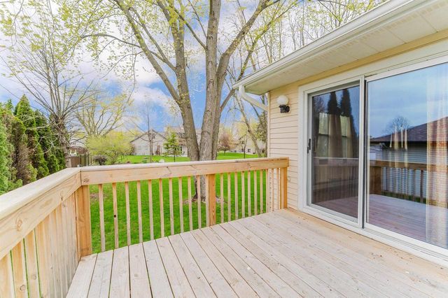 5154 VILLAGE ROAD, Butte Des Morts, WI 54927