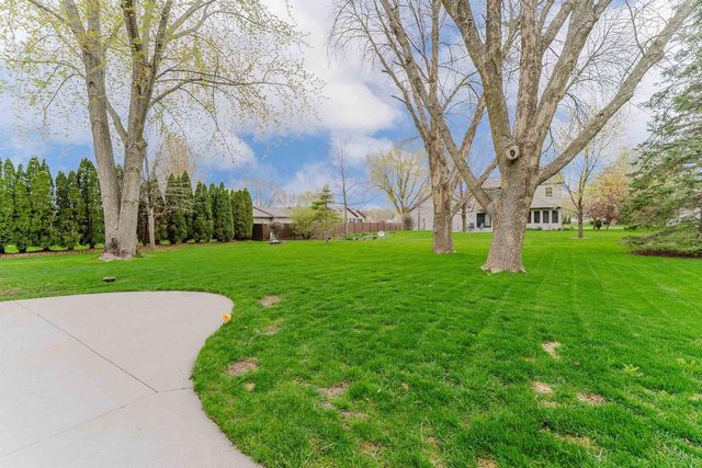 5154 VILLAGE ROAD, Butte Des Morts, WI 54927