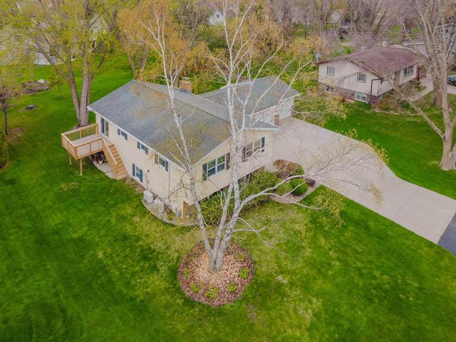 5154 VILLAGE ROAD, Butte Des Morts, WI 54927