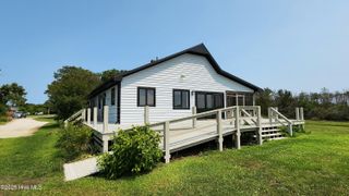 155 Plantation Street, Beaufort, NC 28516