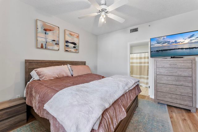 2020 Alta Meadows Lane 505, Delray Beach, FL 33444