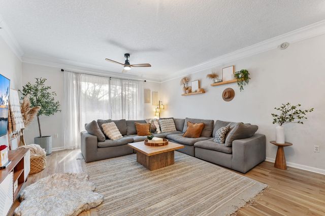 2020 Alta Meadows Lane 505, Delray Beach, FL 33444