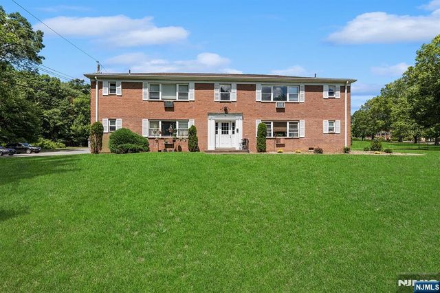 6 Rustic Circle C, Montvale, NJ 07645