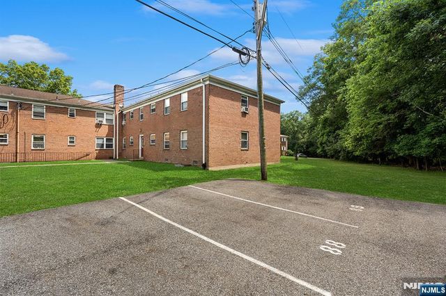6 Rustic Circle C, Montvale, NJ 07645