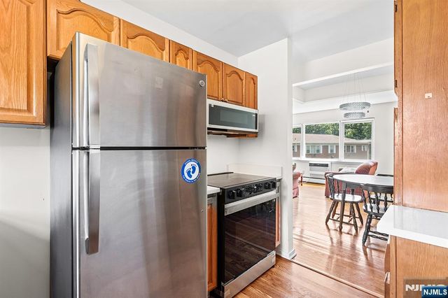6 Rustic Circle C, Montvale, NJ 07645