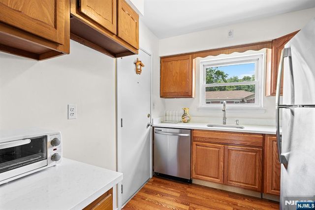 6 Rustic Circle C, Montvale, NJ 07645