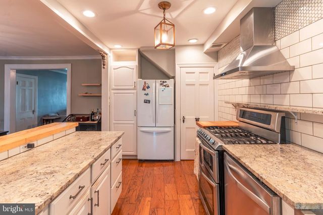2929 OAKFORD RD, Ardmore, PA 19003