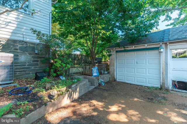 2929 OAKFORD RD, Ardmore, PA 19003