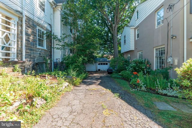 2929 OAKFORD RD, Ardmore, PA 19003