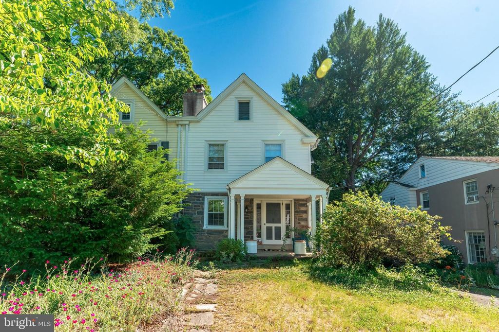 2929 OAKFORD RD, Ardmore, PA 19003
