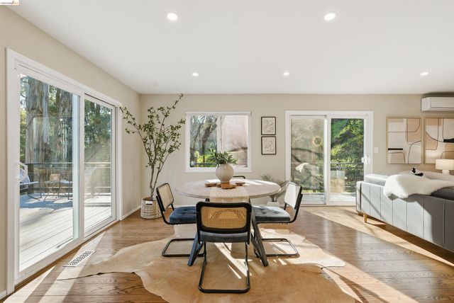 6416 Valley View Rd, Oakland, CA 94611