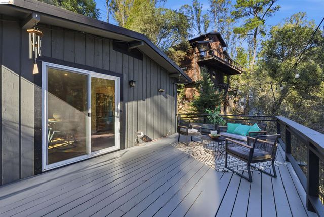 6416 Valley View Rd, Oakland, CA 94611