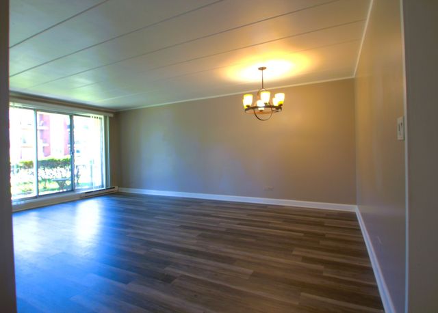 4755 W 101st Street 101, Oak Lawn, IL 60453