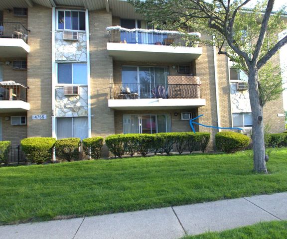 4755 W 101st Street 101, Oak Lawn, IL 60453