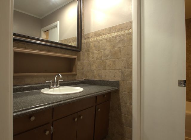 4755 W 101st Street 101, Oak Lawn, IL 60453