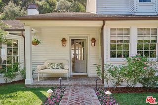 1827 N Beverly Drive, Los Angeles, CA 90210