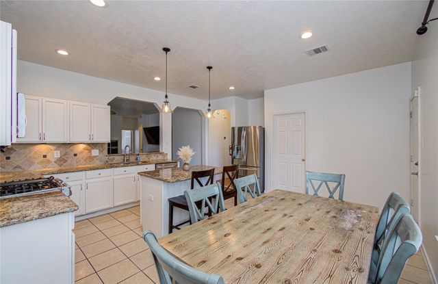 24135 Pinecreek Point, Spring, TX 77373