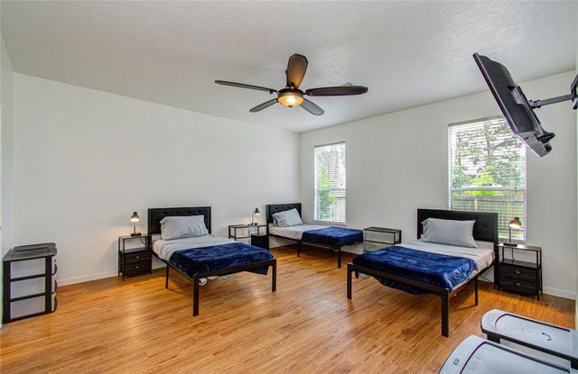 24135 Pinecreek Point, Spring, TX 77373