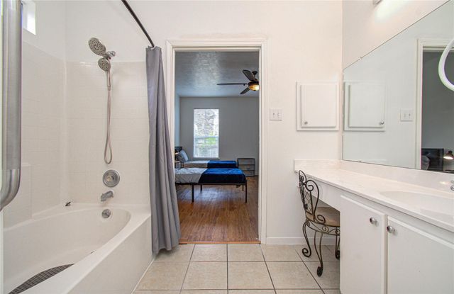 24135 Pinecreek Point, Spring, TX 77373