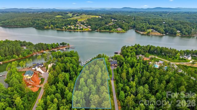 2250 Windom Peak Summit, Connelly Springs, NC 28612