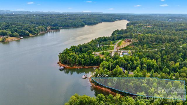 2250 Windom Peak Summit, Connelly Springs, NC 28612