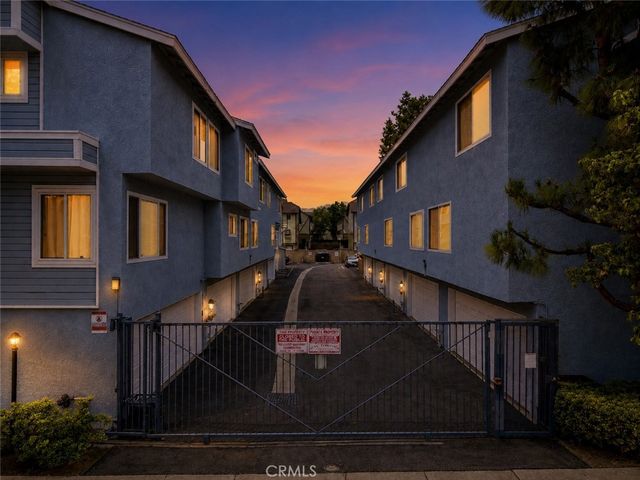 9925 Variel Avenue 26, Chatsworth, CA 91311