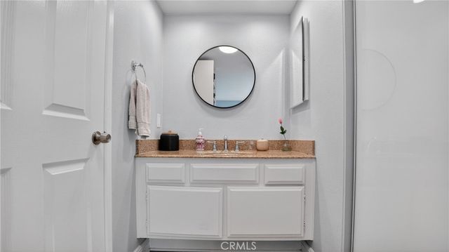 9925 Variel Avenue 26, Chatsworth, CA 91311