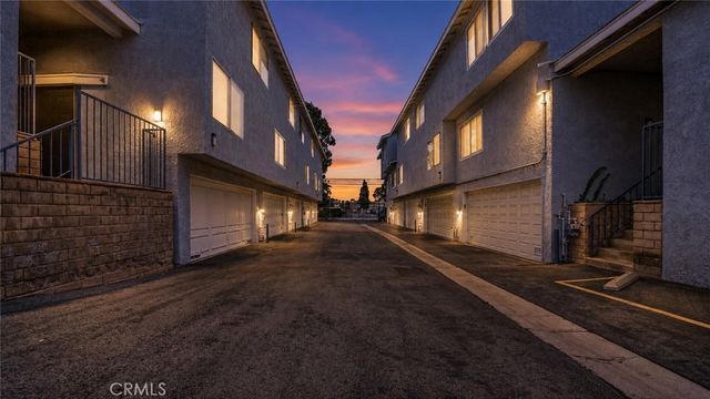 9925 Variel Avenue 26, Chatsworth, CA 91311