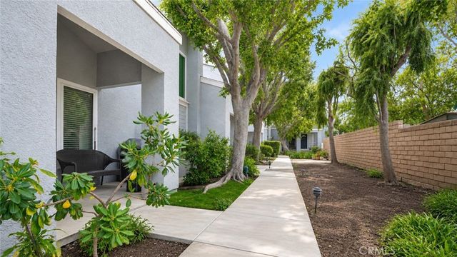 9925 Variel Avenue 26, Chatsworth, CA 91311