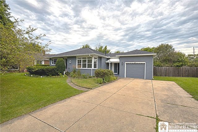 62 Raymond Avenue, Cheektowaga, NY 14227